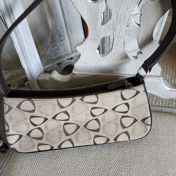 Vintage Liz Claiborne  Y2K Baguette Minimalist Purse - Picture 2 of 4